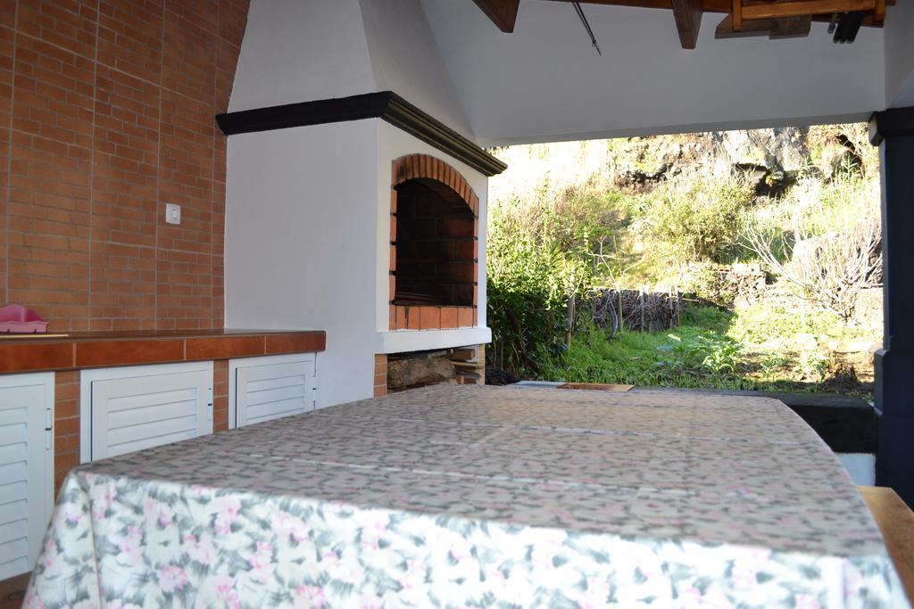 Casa Doce Mar Guest House Feteira  ภายนอก รูปภาพ