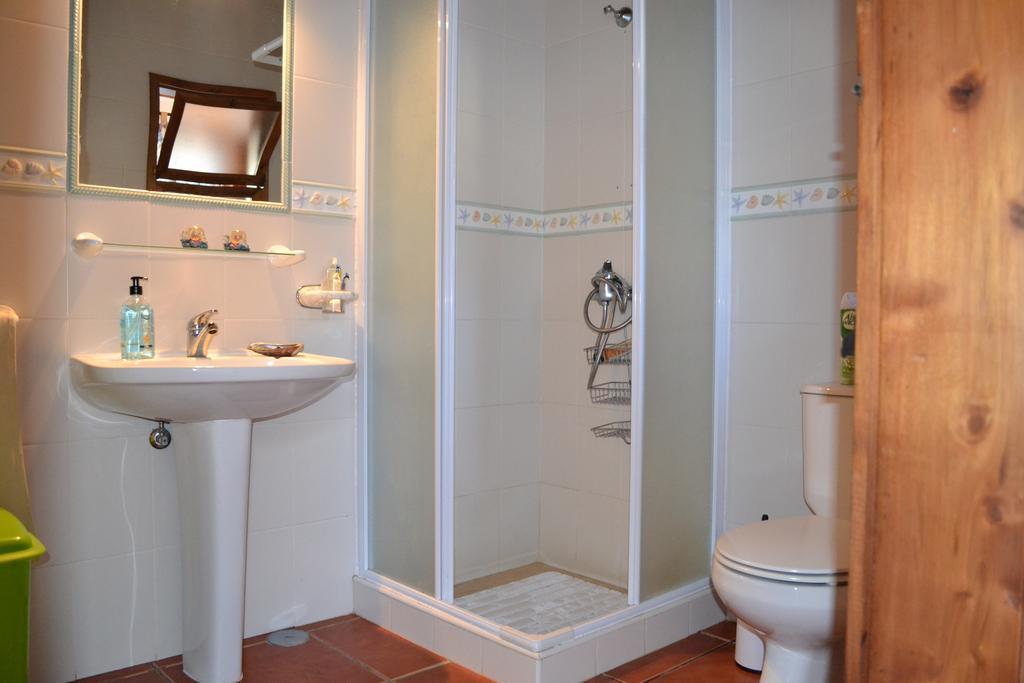 Casa Doce Mar Guest House Feteira  ภายนอก รูปภาพ