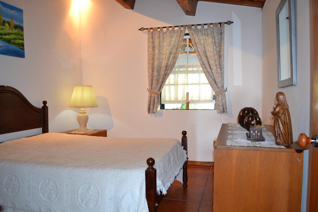 Casa Doce Mar Guest House Feteira  ภายนอก รูปภาพ