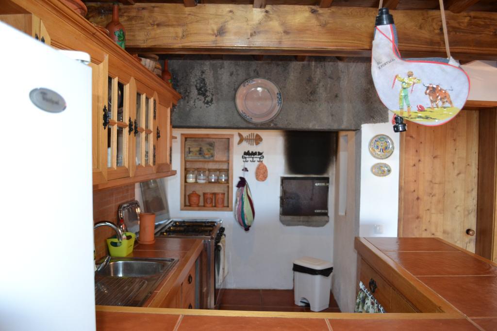 Casa Doce Mar Guest House Feteira  ภายนอก รูปภาพ