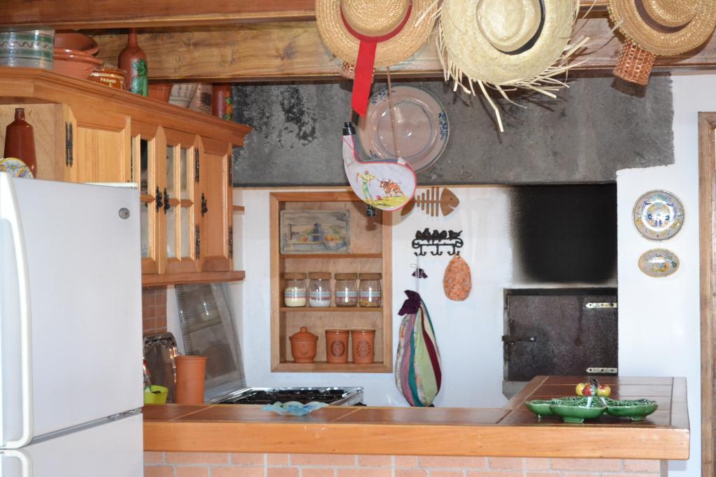 Casa Doce Mar Guest House Feteira  ภายนอก รูปภาพ