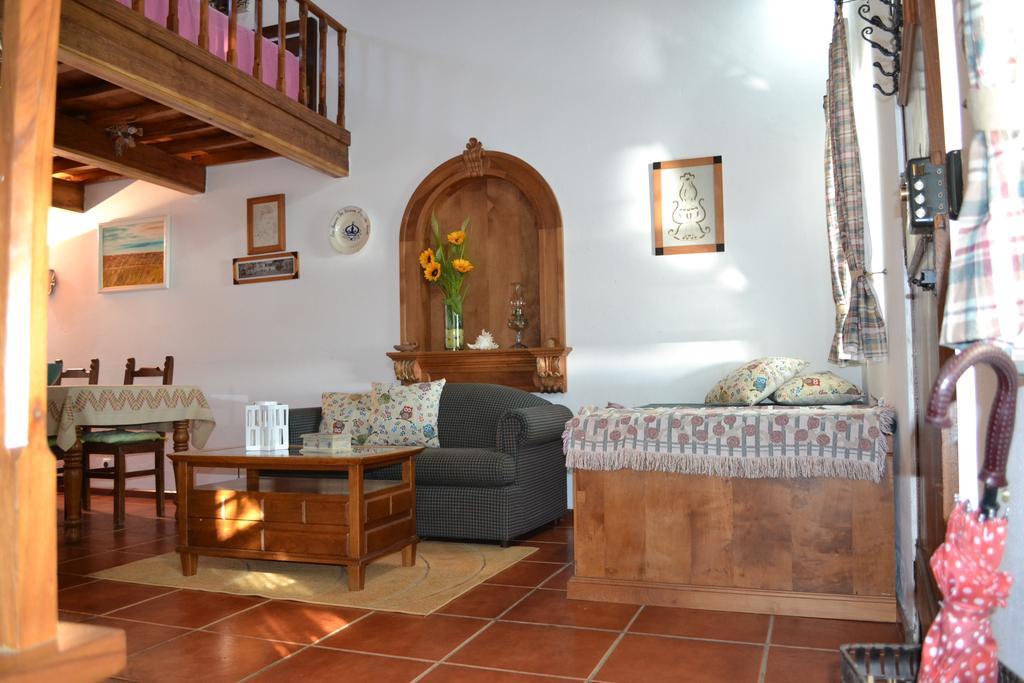 Casa Doce Mar Guest House Feteira  ภายนอก รูปภาพ