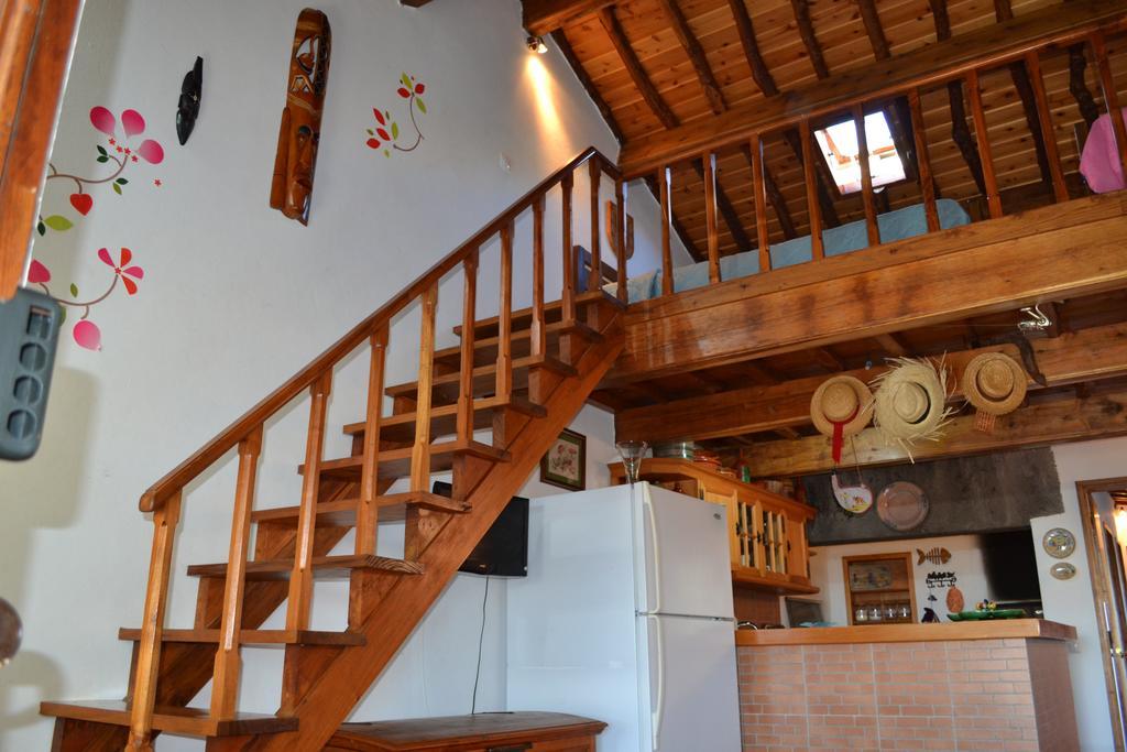 Casa Doce Mar Guest House Feteira  ภายนอก รูปภาพ