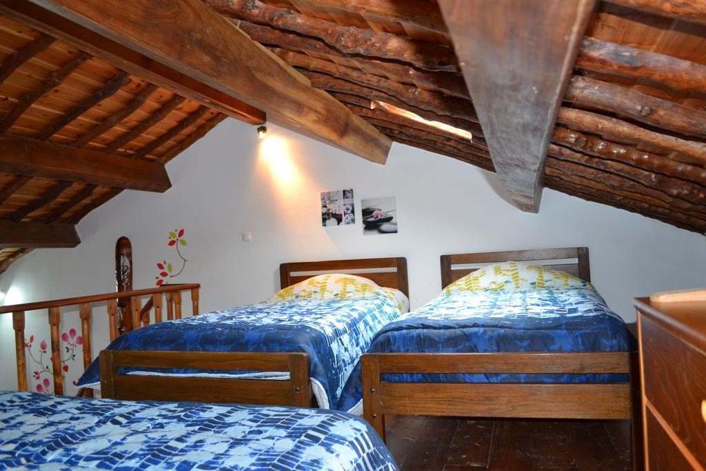 Casa Doce Mar Guest House Feteira  ภายนอก รูปภาพ